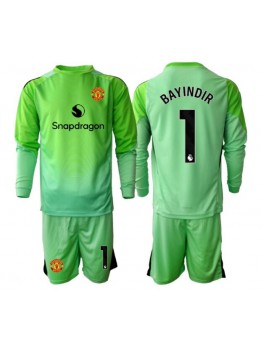 Billige Manchester United Altay Bayindir #1 Keeper Tredjedraktsett Barn 2025-26 Langermet (+ Korte bukser)